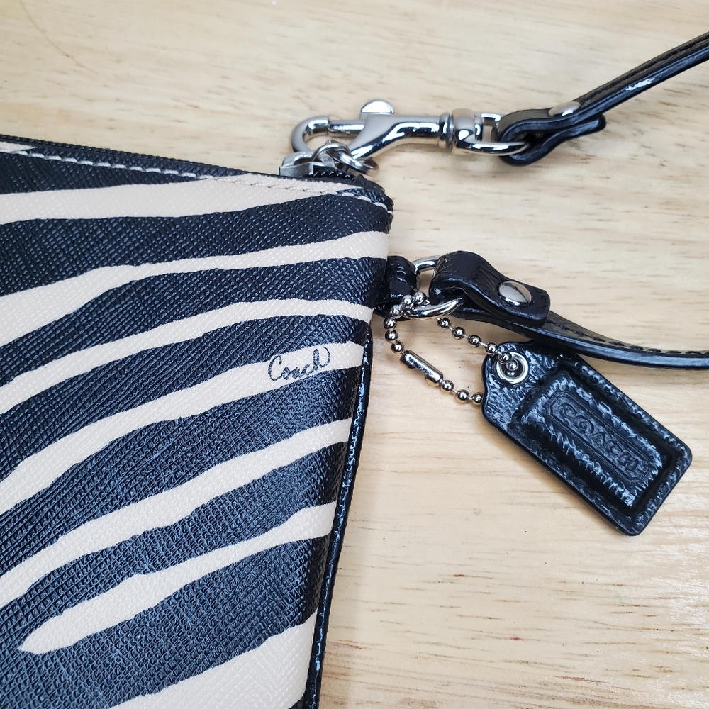 Authentic Coach Wristlet - Picture 8 of 13